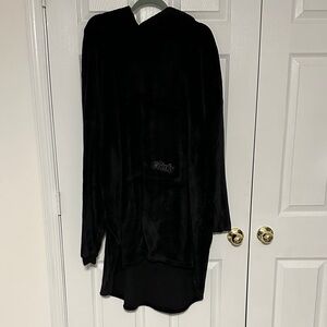 Black Oversized Hoodie Blanket